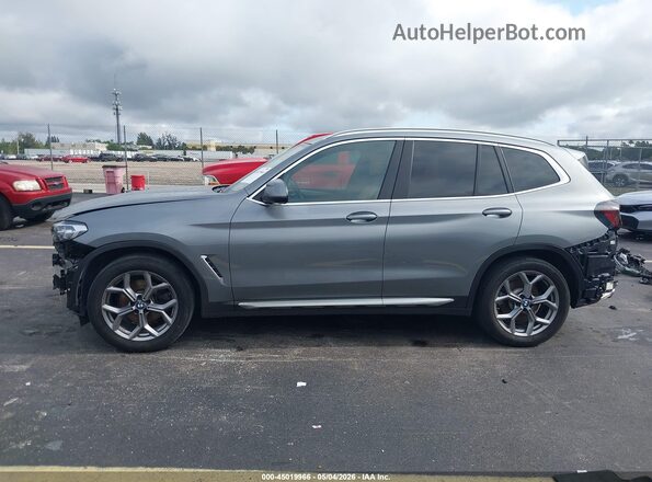 5UX43DP02P9N67336 2023 BMW X3 Gray Սալոնի 360 աստիճան տեսք