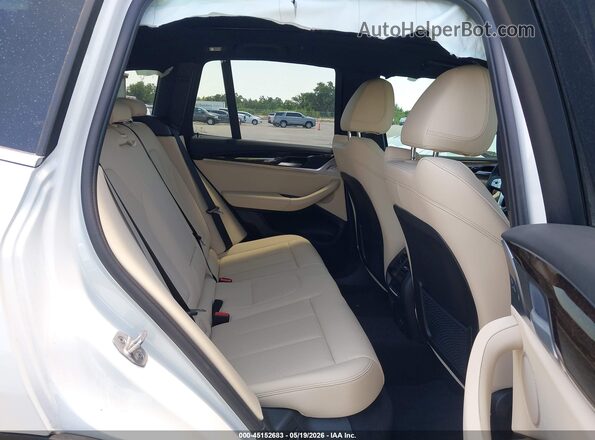 5UX43DP03R9W80991 2024 BMW X3 White Widok naklejki z numerem VIN