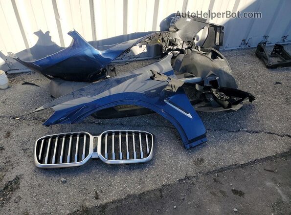 5UX43DP05N9J69213 2022 BMW X3 Blue Вид наклейки з VIN-кодом