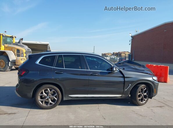 5UX43DP05N9K69294 2022 BMW X3 Gray Սալոնի հետևի տեսք