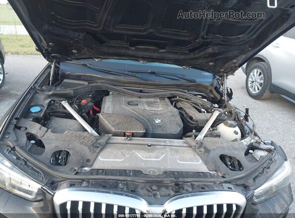5UX43DP07R9V35601 2024 BMW X3 Black Հետևի տեսք