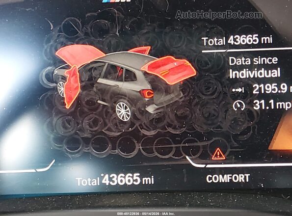 5UX43DP07R9V36795 2024 BMW X3 Черный Панорамный вид салона 360°