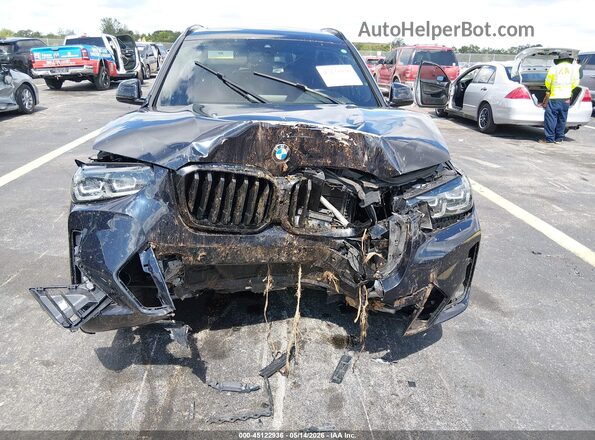 5UX43DP07R9V36795 2024 BMW X3 Черный Вид панели приборов