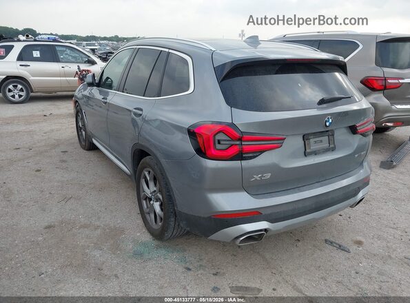 5UX43DP08R9W14873 2024 BMW X3 Gray Trasero izquierdo