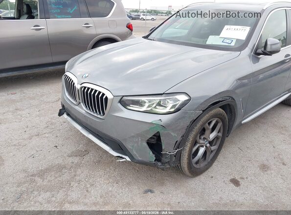 5UX43DP08R9W14873 2024 BMW X3 Gray Vista frontal