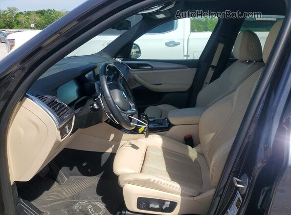 5UX43DP09N9M83639 2022 BMW X3 Charcoal Вид салону спереду