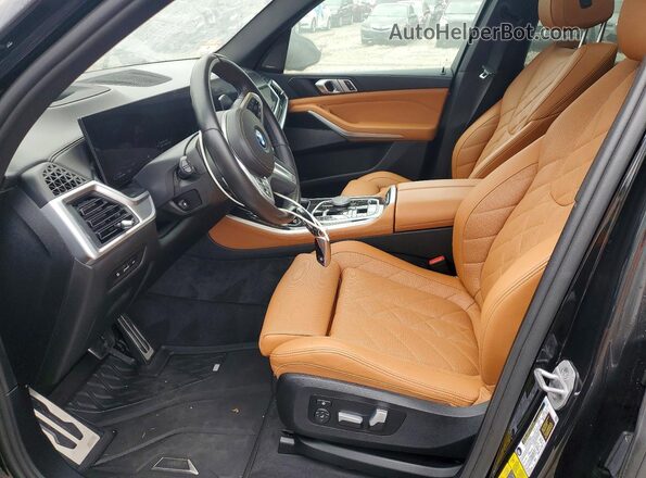 5UX43EU04R9T30411 2024 BMW X5 Black წინა სალონის ხედი