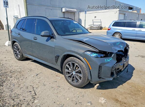 5UX43EU09S9Y89488 2025 BMW X5 Серый Передняя правая четверть