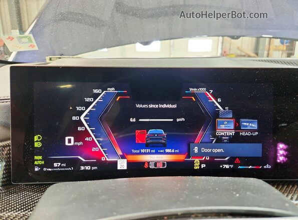 5UX43EX09S9Y95769 2025 BMW X6 Blue Widok zestawu wskaźników