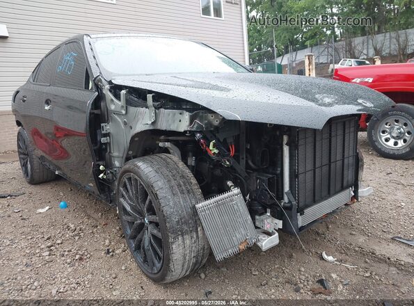 5UX43EX0XS9X60915 2025 BMW X6 Black Widok z przodu