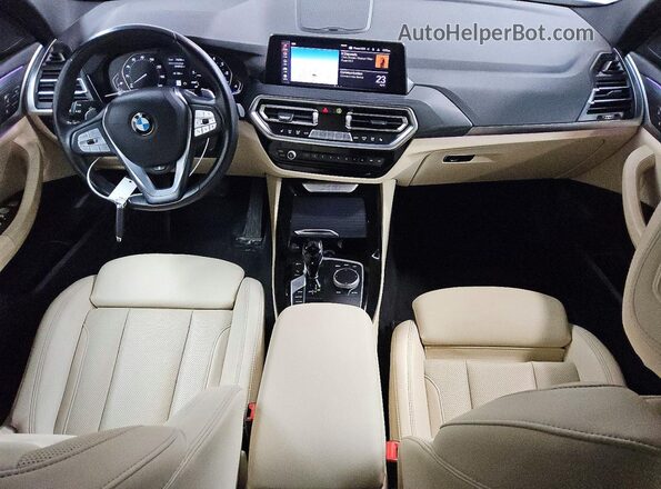 5UX53DP02N9J75183 2022 BMW X3 White Вид панелі приладів