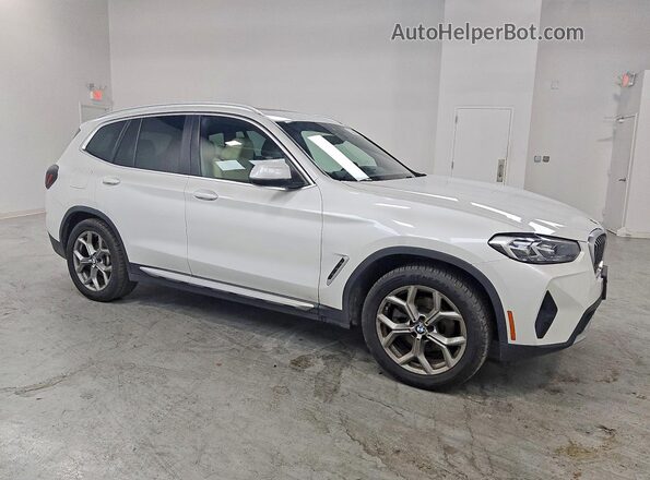 5UX53DP02N9J75183 2022 BMW X3 White Передня права чверть