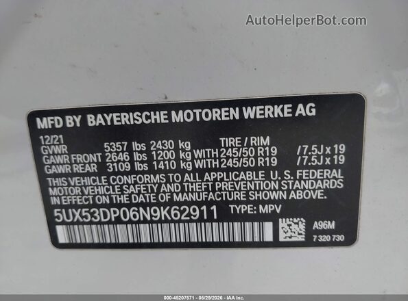 5UX53DP06N9K62911 2022 BMW X3 White Widok komory silnika