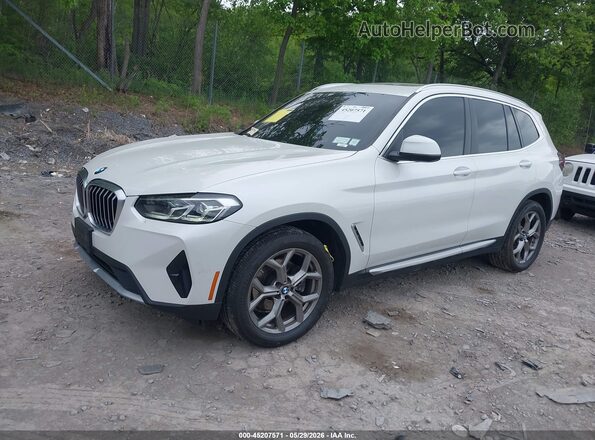 5UX53DP06N9K62911 2022 BMW X3 White Przód lewy