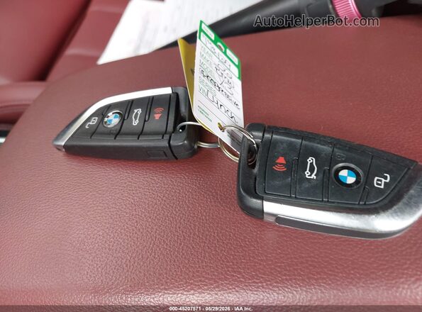 5UX53DP06N9K62911 2022 BMW X3 White Widok deski rozdzielczej