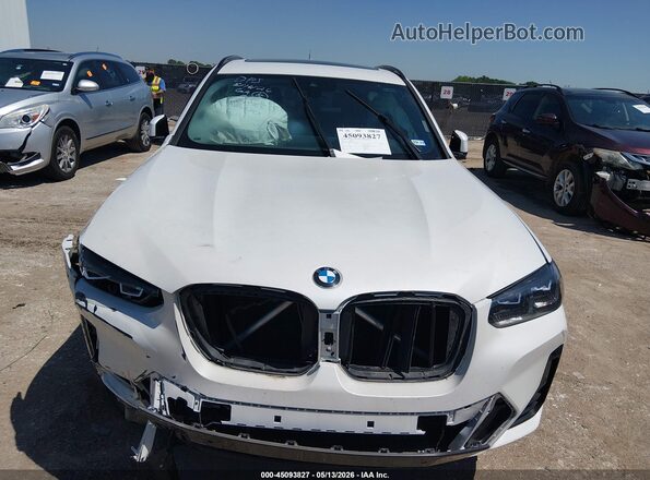 5UX53DP08P9P05630 2023 BMW X3 Белый Вид панели приборов