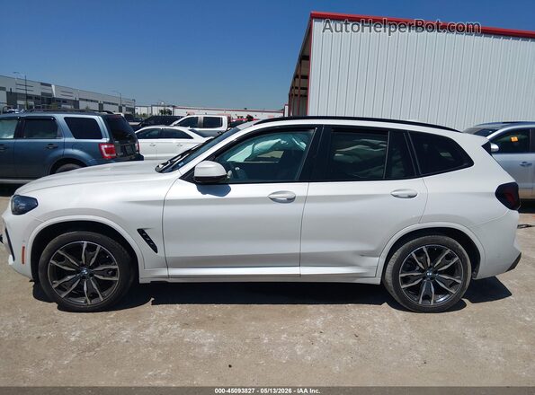5UX53DP08P9P05630 2023 BMW X3 Белый Вид задней части салона