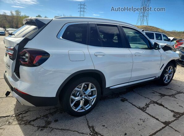 5UX53DP09P9R83940 2023 BMW X3 White Задня права чверть