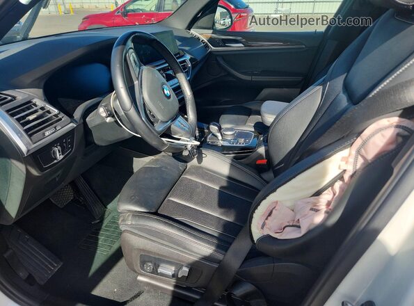 5UX53DP09P9R83940 2023 BMW X3 White Вид салону спереду