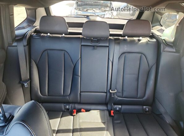 5UX53DP09P9R83940 2023 BMW X3 White Вид задніх сидінь