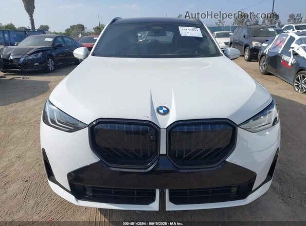 5UX53GP01T9403592 2026 BMW X3 White Սալոնի հետևի տեսք