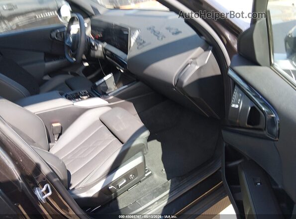 5UX53GP06S9017233 2025 BMW X3 Black Widok wnętrza z przodu