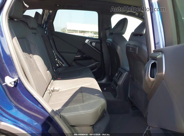 5UX53GP07T9320359 2026 BMW X3 Blue Vista de la etiqueta del VIN