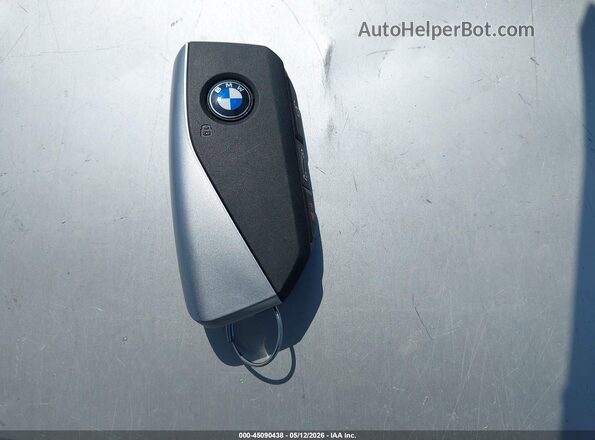 5UX53GP07T9320359 2026 BMW X3 Blue Vista del salpicadero