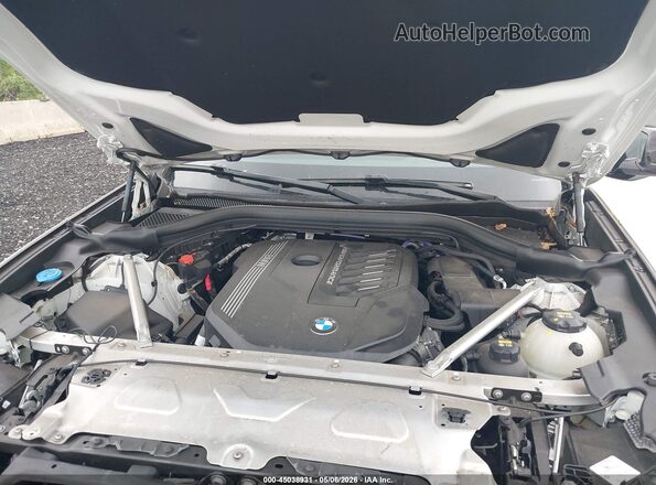 5UX83DP04N9K05992 2022 BMW X3 White Vista trasera