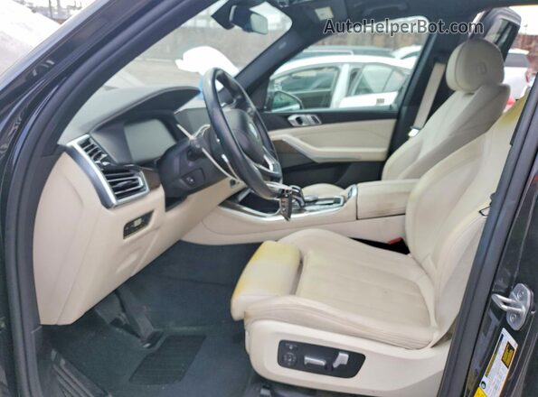 5UXCR4C0XM9F85758 2021 BMW X5 Black 