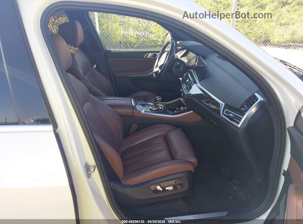 5UXCR6C07LLL65469 2020 BMW X5 White Front interior view