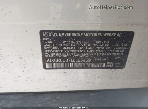 5UXCR6C07LLL65469 2020 BMW X5 White Engine compartment view