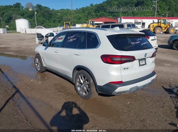 5UXCR6C07LLL65469 2020 BMW X5 White Rear left