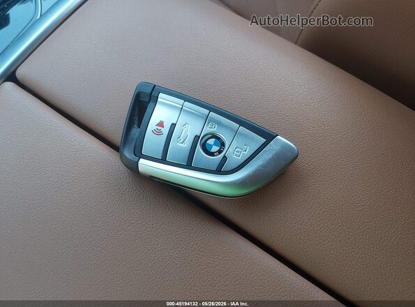 5UXCR6C09P9R75988 2023 BMW X5 Белый Вид панели приборов