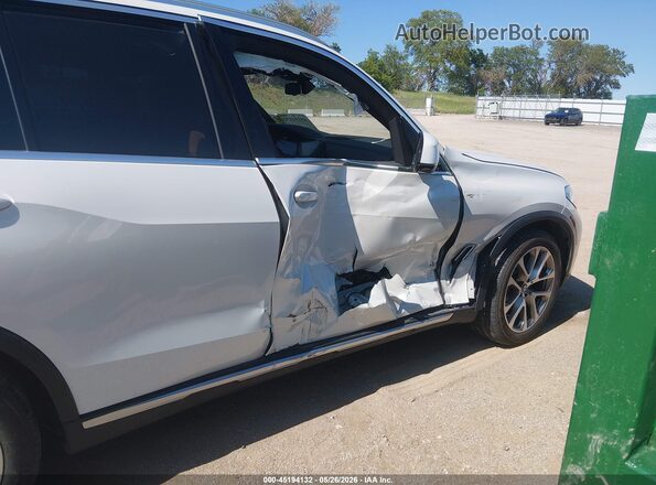 5UXCR6C09P9R75988 2023 BMW X5 Белый Вид спереди