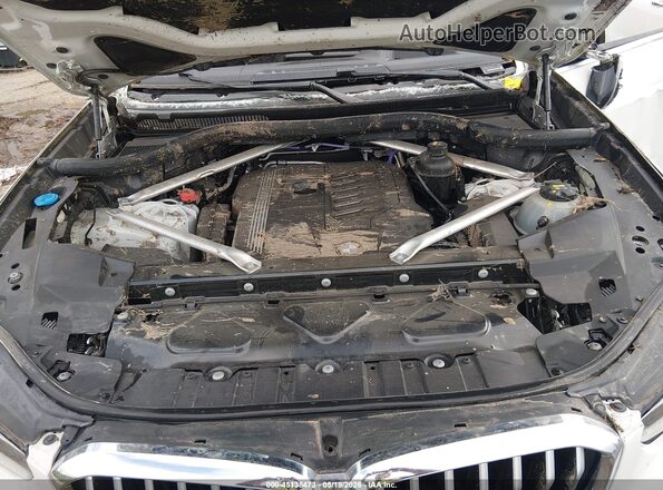 5UXCR6C0XP9P23263 2023 BMW X5 White Rear view