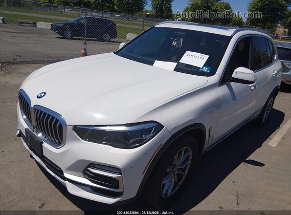 5UXCR6C54KLL00685 2019 BMW X5 Белый Передняя левая четверть