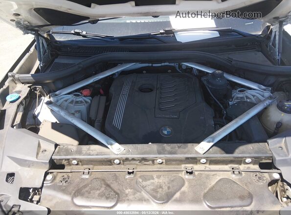 5UXCR6C54KLL00685 2019 BMW X5 Белый Вид сзади