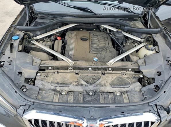 5UXCR6C55KLL35705 2019 BMW X5 Charcoal Vista del compartimento del motor