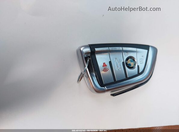 5UXCR6C55KLL38877 2019 BMW X5 Black Vista del salpicadero