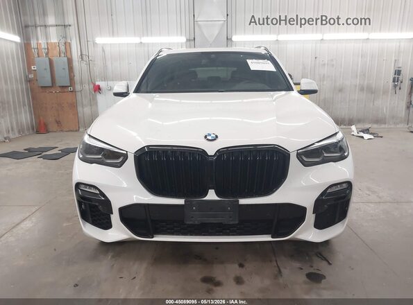 5UXCR6C55KLL62452 2019 BMW X5 White Vista interior trasera