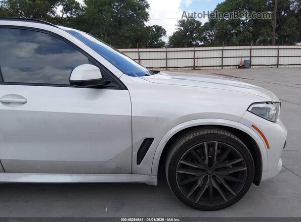 5UXCR6C56KLL12806 2019 BMW X5 White 
