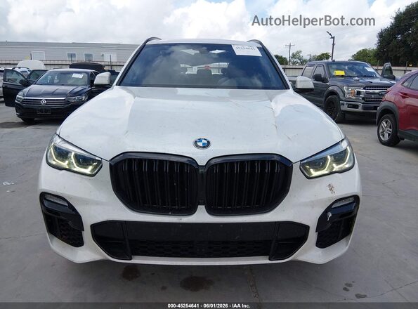 5UXCR6C56KLL12806 2019 BMW X5 White Вид щитка приладів