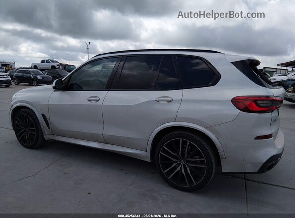 5UXCR6C56KLL12806 2019 BMW X5 White Панорамний вид салону 360°