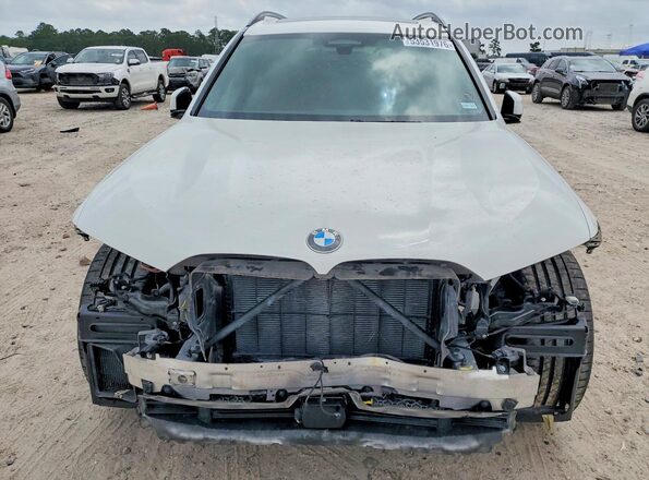 5UXCW2C01M9D89611 2021 BMW X7 White Front view