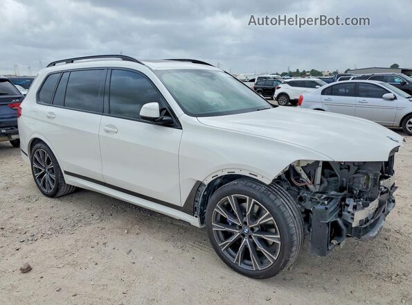 5UXCW2C01M9D89611 2021 BMW X7 White Front right
