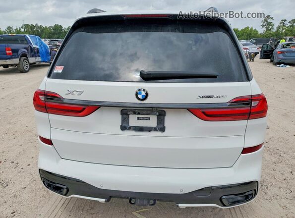 5UXCW2C01M9D89611 2021 BMW X7 White Rear view