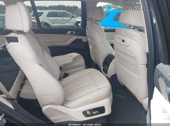 5UXCW2C01M9F19399 2021 BMW X7 Gray 