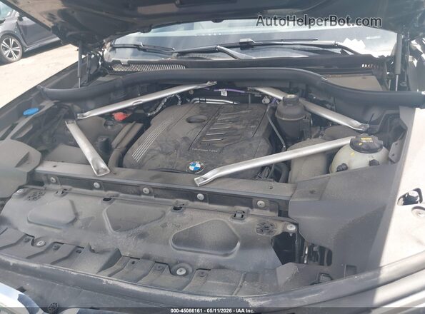 5UXCW2C01M9F19399 2021 BMW X7 Gray 