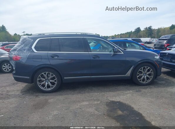 5UXCW2C01M9F19399 2021 BMW X7 Gray 